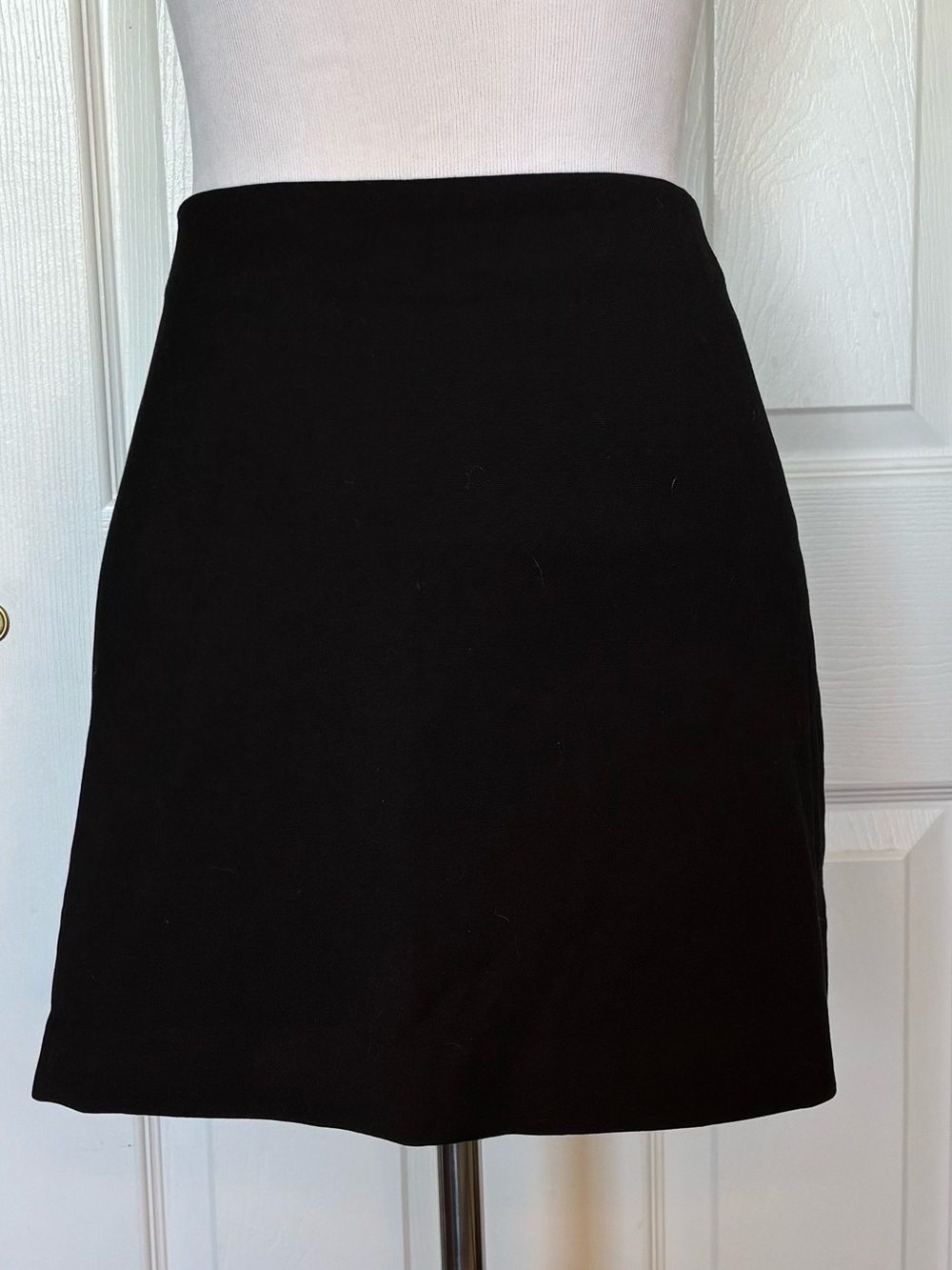 H&M Black Mini Skirt